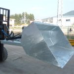 Ton टन फोर्कलिफ्ट बकेटको साथ, हाइड्रोलिक बाल्टिन